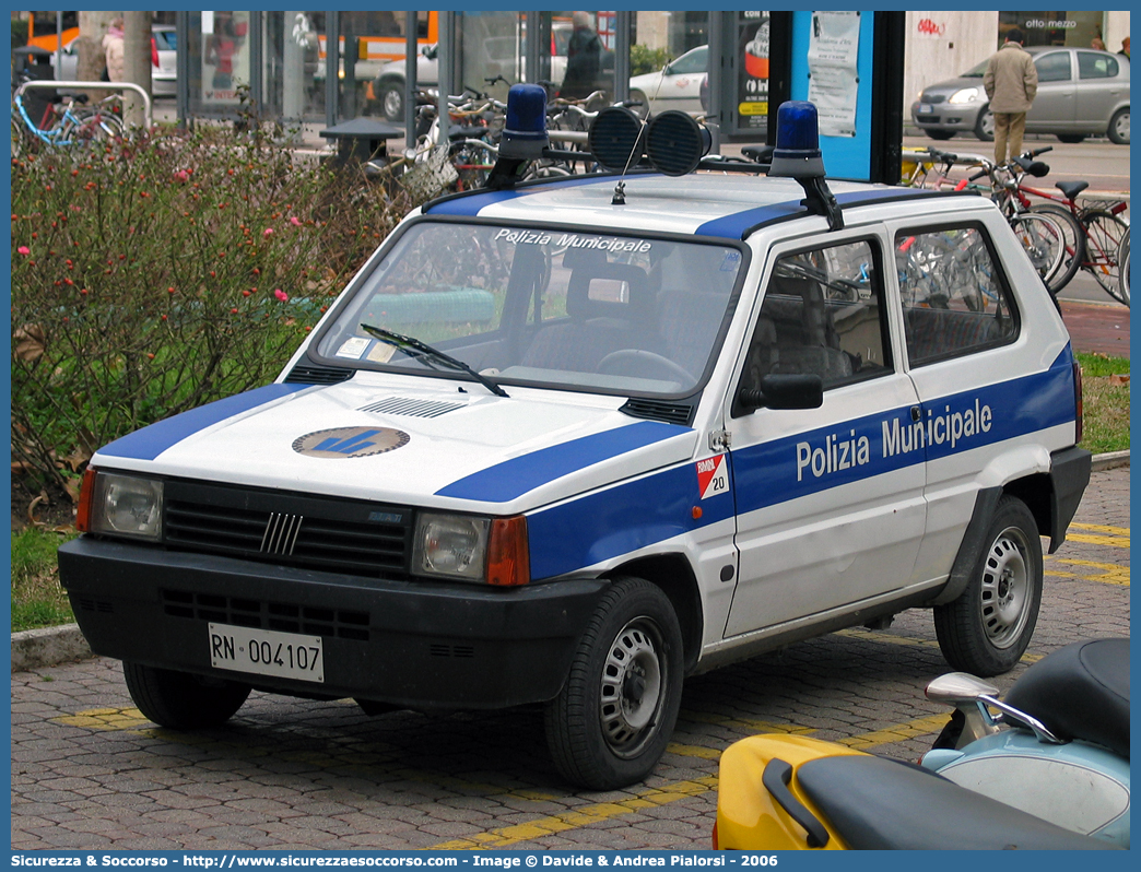 -
Polizia Municipale
Comune di Rimini
Fiat Panda II serie
Parole chiave: Polizia;Locale;Municipale;Rimini;Fiat;Panda