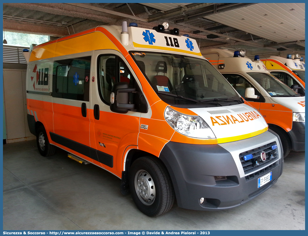 BRAVO 07
118 Romagna Soccorso
Ambito Territoriale di Rimini
Fiat Ducato III serie
Allestitore Boneschi S.r.l.
Parole chiave: 118;Romagna;Soccorso;Rimini;Ambulanza;Fiat;Ducato;X;250;Savio;Boneschi