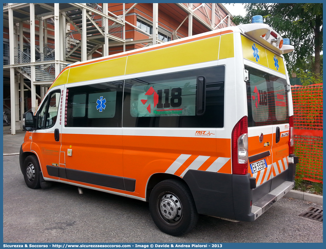 BRAVO 04
118 Romagna Soccorso
Ambito Territoriale di Rimini
Fiat Ducato III serie
Allestitore FAST S.r.l.
Parole chiave: 118;Romagna;Soccorso;Rimini;Ambulanza;Autoambulanza;Fiat;Ducato;X250;X 250;FAST;F.A.S.T.