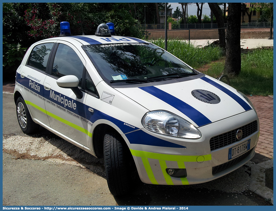 -
Polizia Municipale
Unione Comuni
della Romagna Faentina
Fiat Grande Punto
Allestitore Bertazzoni S.r.l.
Parole chiave: Polizia;Locale;Municipale;Unione;Romagna;Faentina;Faenza;Brisighella;Casola Valsenio;Castel Bolognese;Riolo Terme;Solarolo;Fiat;Grande;Punto;Bertazzoni