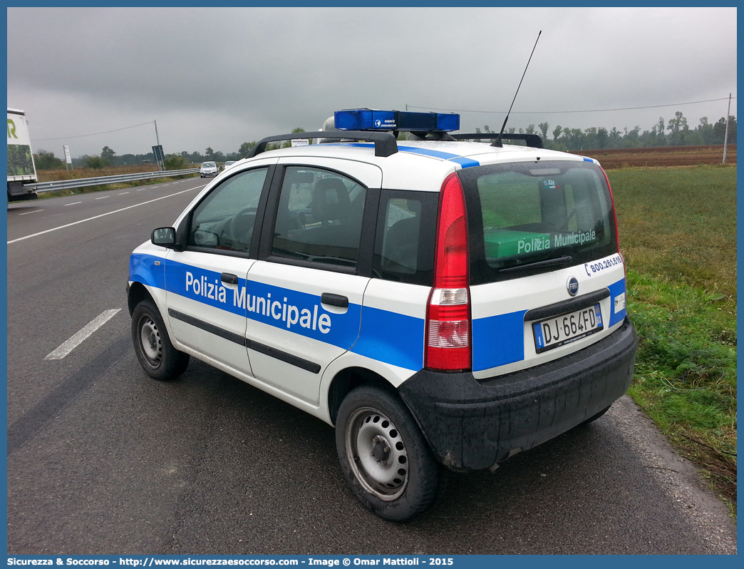 -
Polizia Municipale
Unione Comuni Valle del Samoggia
Fiat Nuova Panda 4x4 II serie
Parole chiave: Polizia;Locale;Municipale;Valle del Samoggia;Bazzano;Castello di Serravalle;Crespellano;Monteveglio;Savigno;Fiat;Nuova Panda;4x4;4 x 4