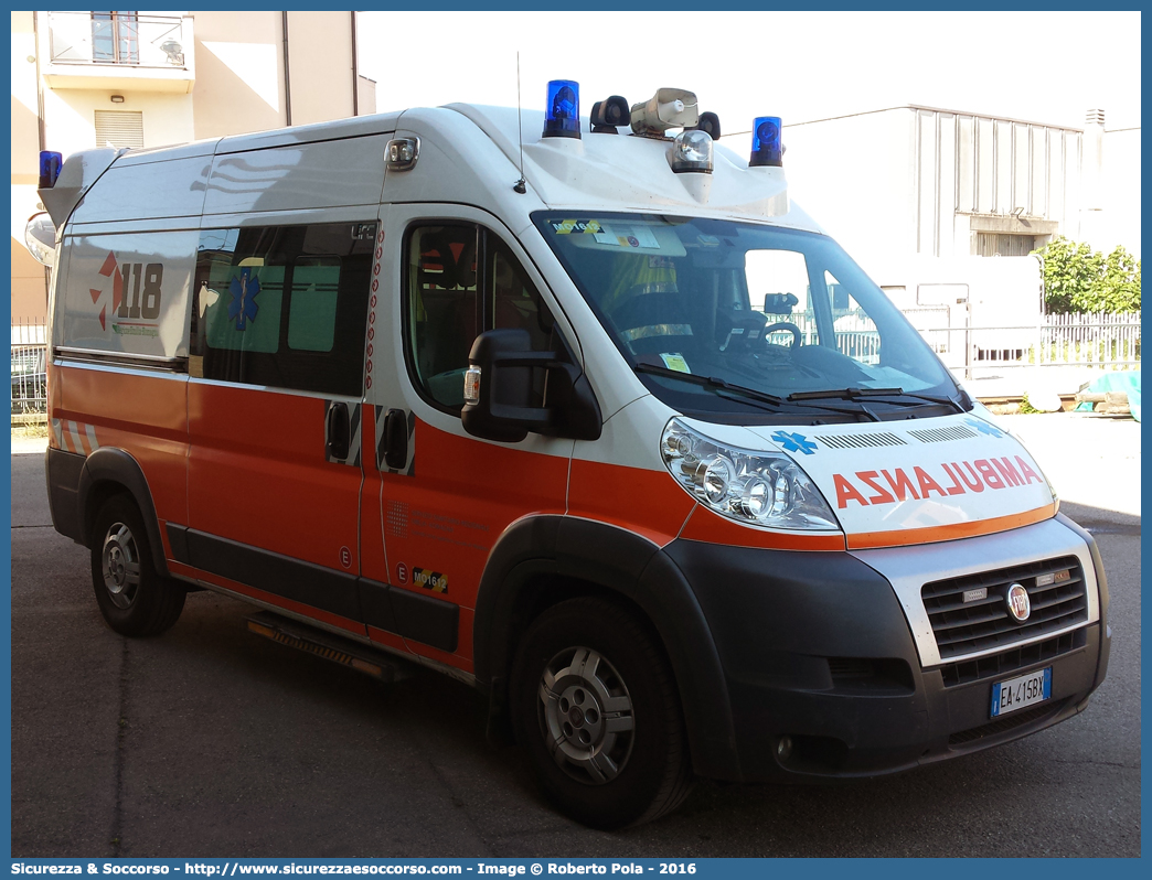 MO 1612
118 Modena Soccorso
Fiat Ducato III serie
Allestitore Aricar S.p.A.
Parole chiave: 118;Modena;Soccorso;Ambulanza;Autoambulanza;Fiat;Ducato;X250;X 250;Aricar