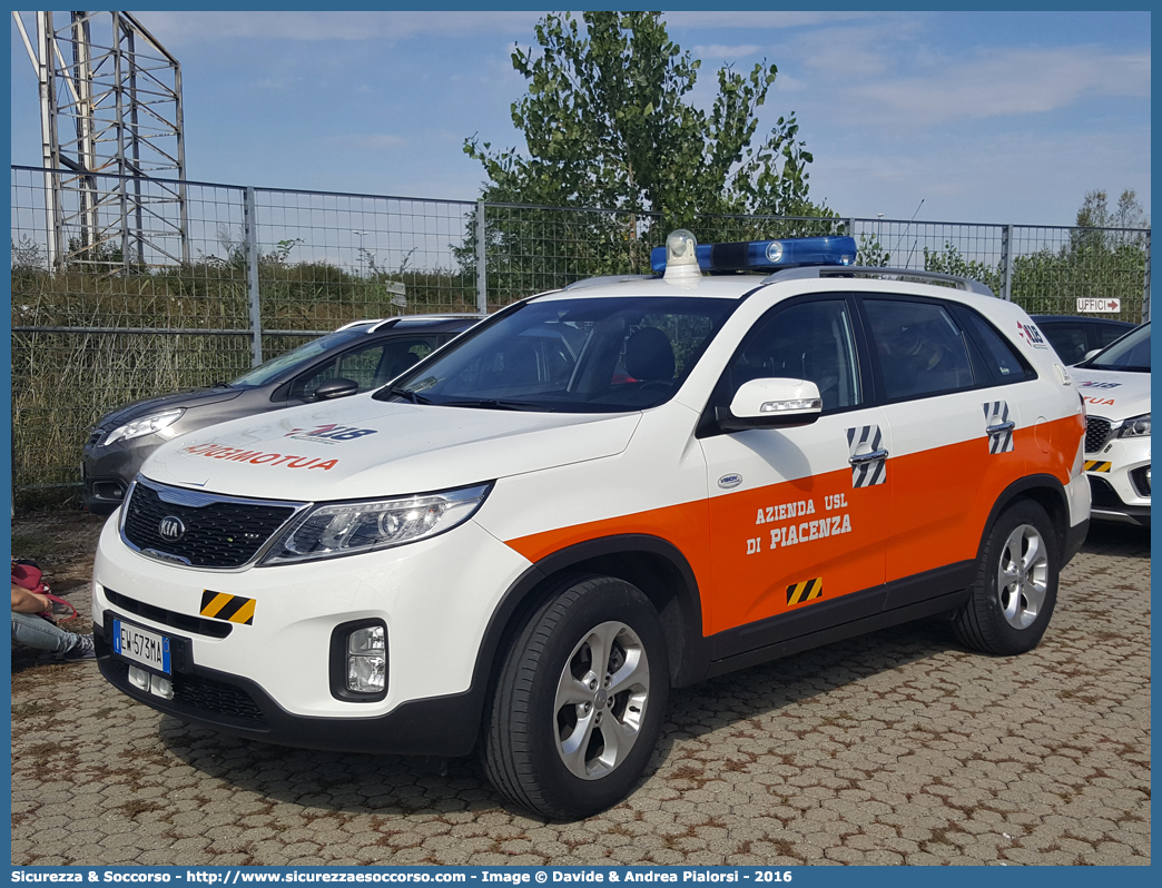 -
118 Piacenza Soccorso
Kia Sorento II serie
Allestitore Vision S.r.l.
Parole chiave: 118;Piacenza;Soccorso;Automedica;Automedicalizzata;Auto Medica;Auto Medicalizzata;Kia;Sorento;Vision