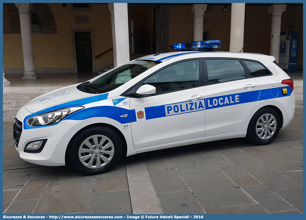 Polizia Locale YA725AL
Polizia Locale
Comune di Sacile
Hyundai I30 Wagon II serie
Allestitore Futura Veicoli Speciali
Parole chiave: Polizia;Locale;Municipale;Sacile;Hyundai;I30;I 30;SW;S.W.;Station;Wagon;Futura;YA725AL;YA 725 AL