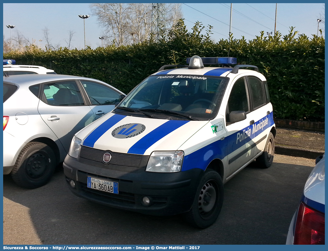 Polizia Locale YA360AB
Polizia Municipale
Unione Comuni Valle del Samoggia
Fiat Nuova Panda 4x4 II serie
Parole chiave: Polizia;Locale;Municipale;Valle del Samoggia;Bazzano;Castello di Serravalle;Crespellano;Monteveglio;Savigno;Fiat;Nuova Panda;4x4;4 x 4;YA360AB;YA 360 AB