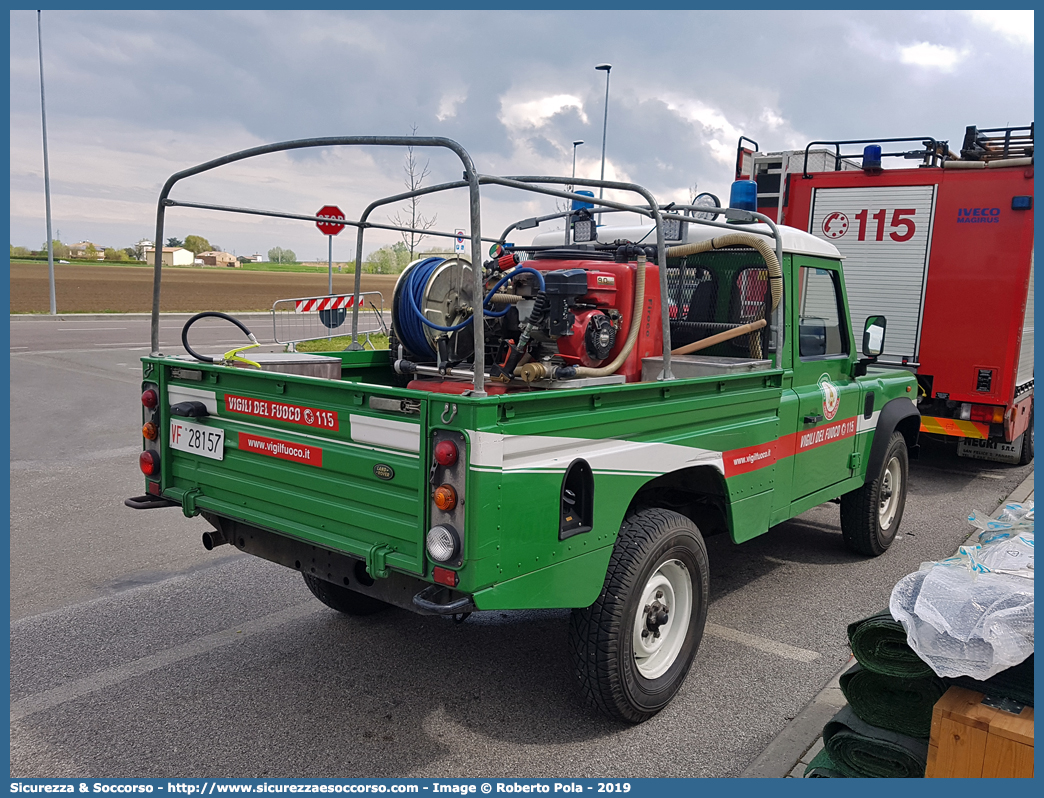 VF 28157
Corpo Nazionale Vigili del Fuoco
Servizio Antincendio Boschivo
Land Rover Defender 110
Parole chiave: Corpo;Nazionale;Vigili del Fuoco;Vigili;Fuoco;AIB;A.I.B.;Servizio;Antincendio;Boschivo;Land Rover;Defender;110