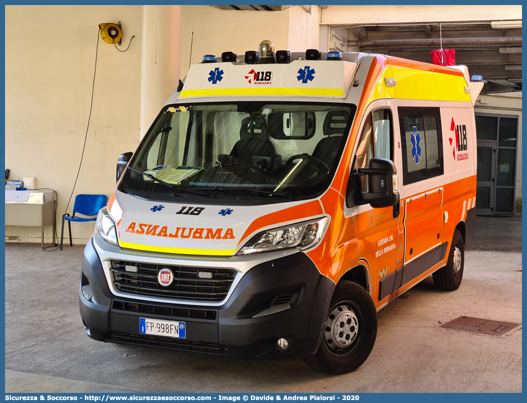 BRAVO 22
118 Romagna Soccorso
Ambito Territoriale di Rimini
Fiat Ducato III serie restyling
Allestitore Safety Car S.r.l.
Parole chiave: 118;Romagna;Soccorso;Rimini;Ambulanza;Autoambulanza;Fiat;Ducato;X290;X 290;Boneschi;Savio;Safety Car