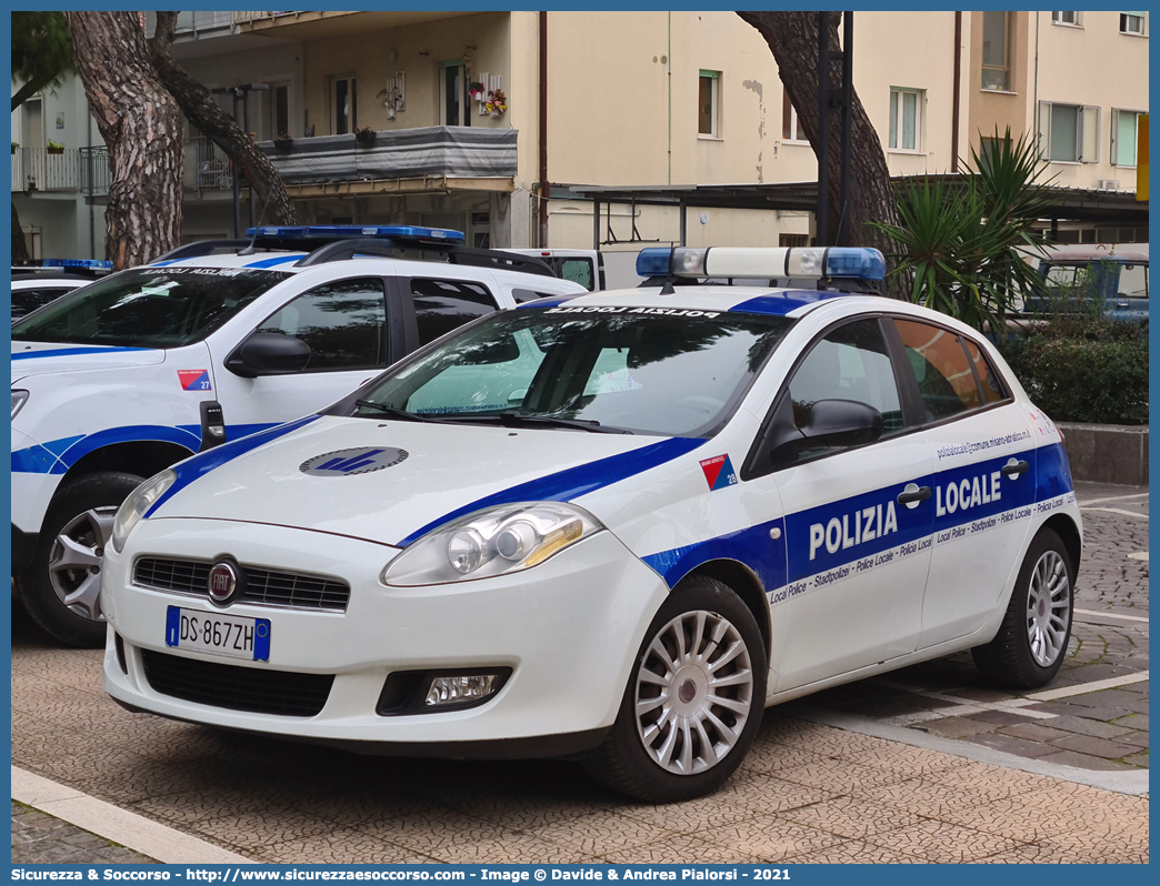 -
Polizia Locale
Comune di Misano Adriatico
Fiat Nuova Bravo
Allestitore Focaccia Group S.r.l.
(variante)
Parole chiave: Polizia;Municipale;Locale;Misano Adriatico;Fiat;Nuova Bravo;Focaccia