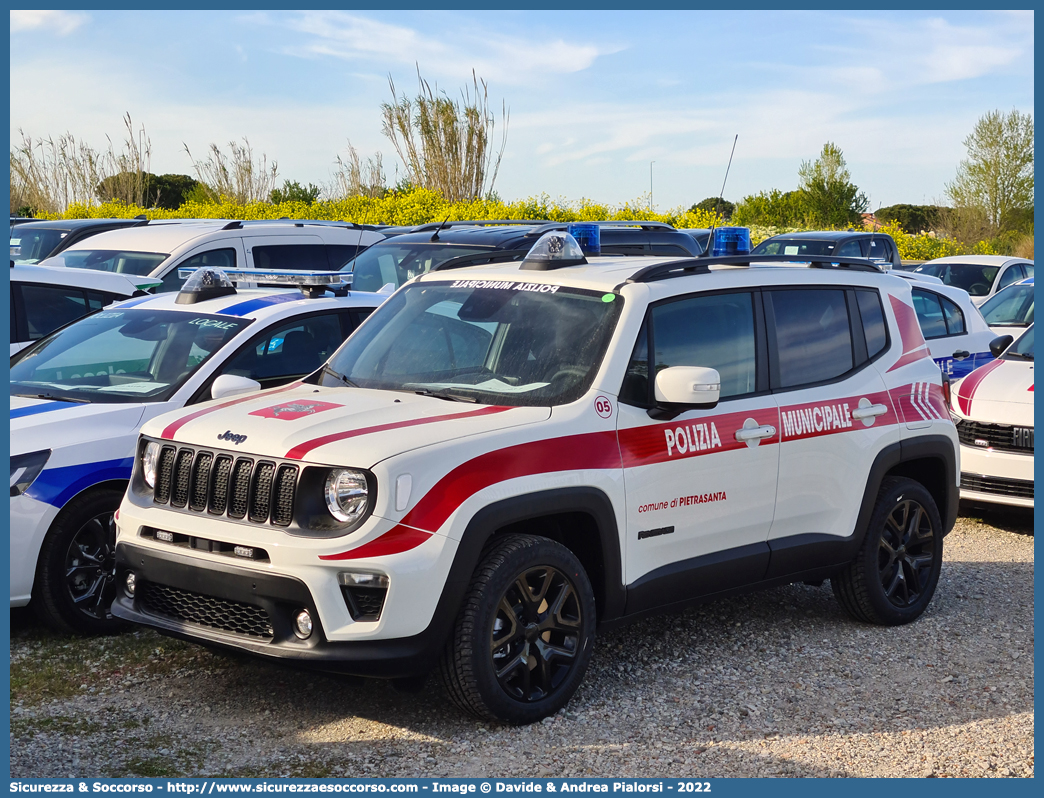 -
Polizia Municipale
Comune di Pietrasanta
Jeep Renegade I serie restyling
Allestitore Focaccia Group S.r.l.
Parole chiave: Polizia;Locale;Municipale;Pietrasanta;Jeep;Renegade;Focaccia