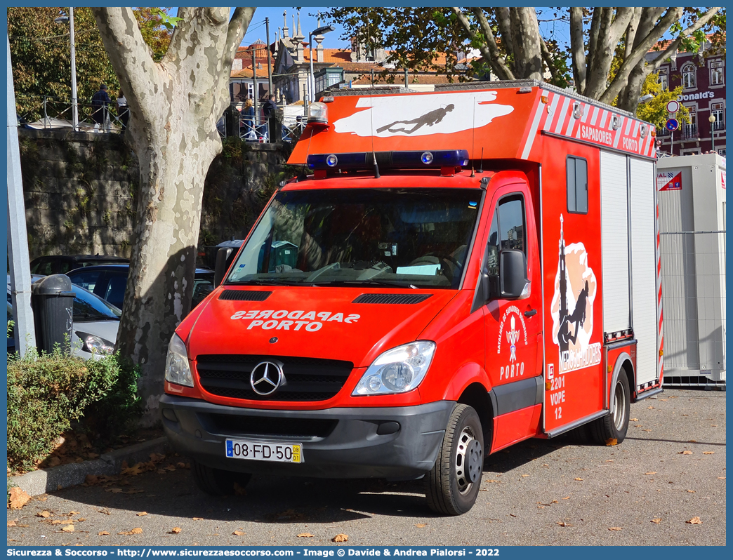 2201 VOPE 12
República Portuguesa
Sapadores Bombeiros do Porto
Mercedes Benz Sprinter II generation
Parole chiave: República;Portuguesa;Sapadores;Bombeiros;Porto;Mercedes Benz;Sprinter