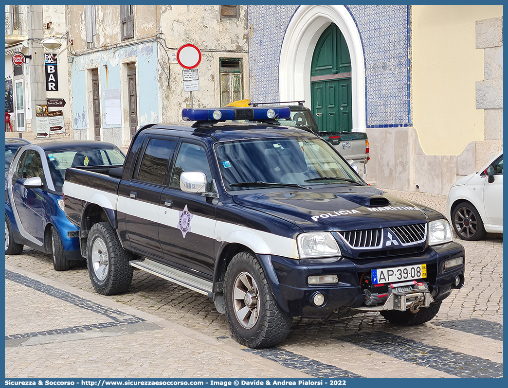 AP 3908
República Portuguesa
Polícia Marítima
Mitsubishi L200 III generation restyling
Parole chiave: Repubblica;Portoghese;República;Portuguesa;Polícia;Marítima;Mitsubishi;L200;L 200