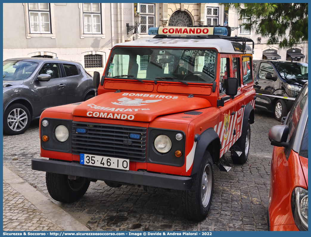 1127 VCOT 02
República Portuguesa
Bombeiros Voluntários de Camarate
Land Rover Defender 110
Parole chiave: República;Portuguesa;Bombeiros;Voluntários;Camarate;Land Rover;Defender;110