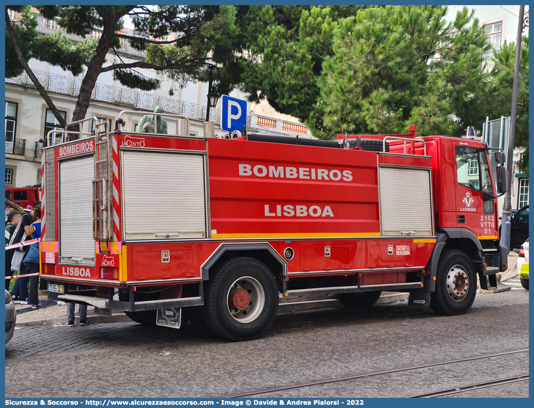 2102 VTTU 01
República Portuguesa
Bombeiros Voluntários de Lisboa
Iveco EuroTrakker 190E30
Parole chiave: República;Portuguesa;Bombeiros;Voluntários;Lisboa;Iveco;EuroTrakker;Euro Trakker;190 E 30;190E30