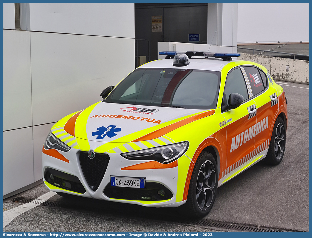 ELI-MIKE
118 Romagna Soccorso
Alfa Romeo Stelvio
Allestitore Safety Car S.r.l.
Parole chiave: 118;Romagna;Soccorso;Automedica;Automedicalizzata;Auto Medica;Auto Medicalizzata;Alfa Romeo;Stelvio;Safety Car