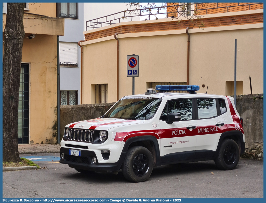 Polizia Locale YA942AL
Polizia Municipale
Comune di Poggibonsi
Jeep Renegade I serie restyling
Allestitore Elevox S.r.l.
Parole chiave: Polizia;Locale;Municipale;Poggibonsi;Jeep;Renegade;Elevox;YA942AL;YA 942 AL