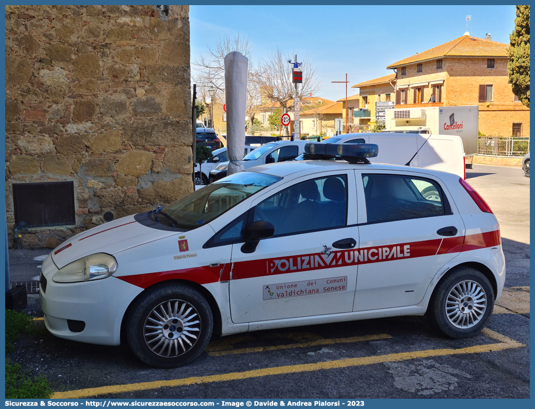 -
Polizia Municipale
Comune di Pienza
Fiat Grande Punto
Allestitore Ciabilli S.r.l.
Parole chiave: Polizia;Locale;Municipale;Pienza;Fiat;Grande Punto;Ciabilli