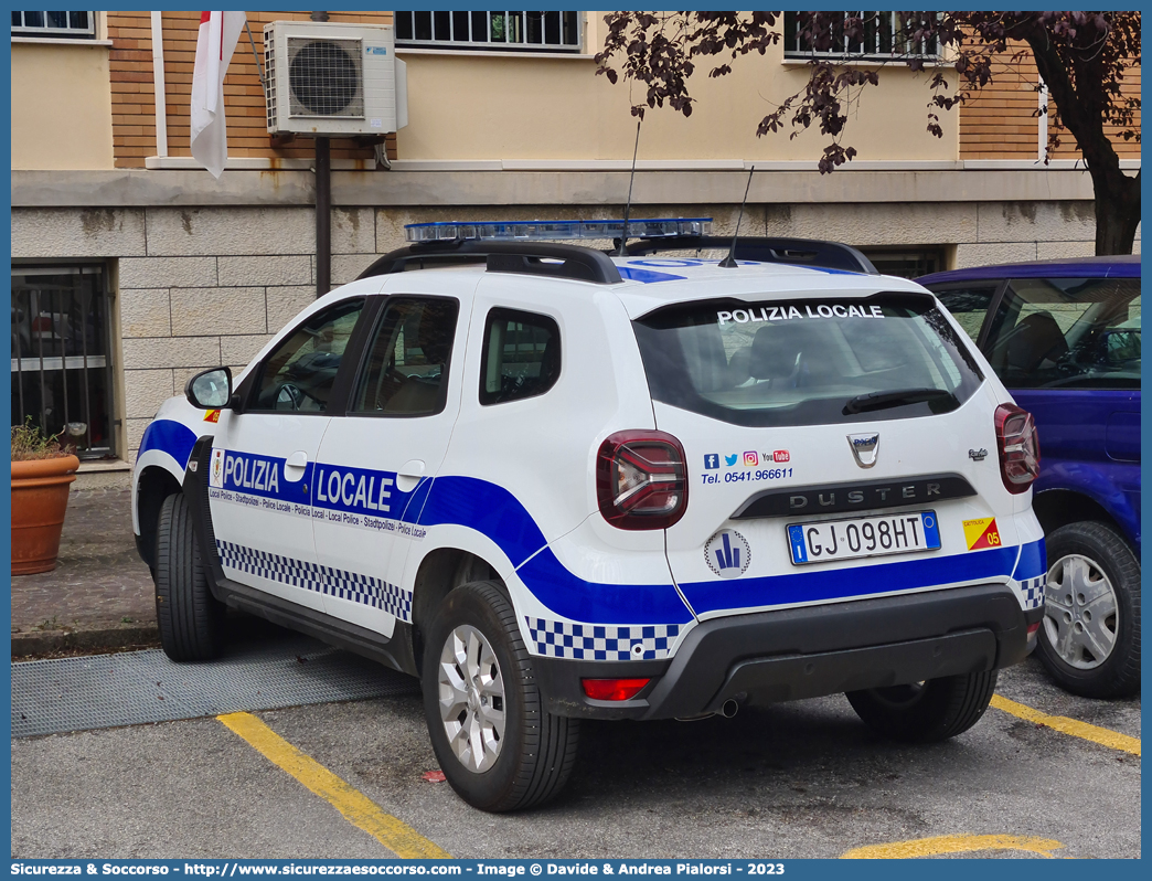 -
Polizia Locale
Comune di Cattolica
Dacia Duster II serie
Allestitore Focaccia Group S.r.l.
Parole chiave: Polizia;Locale;Municipale;Cattolica;Dacia;Duster;Focaccia