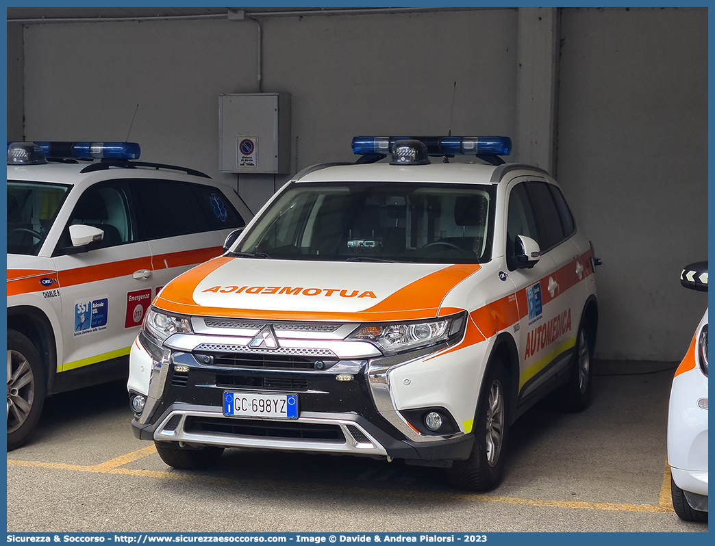 CHARLIE 08
118 Arezzo
Mitsubishi Outlander III serie restyling
Allestitore Orion S.r.l.
Parole chiave: 118;Arezzo;Automedica;Automedicalizzata;Auto Medica;Auto Medicalizzata;Mitsubishi;Outlander;Orion