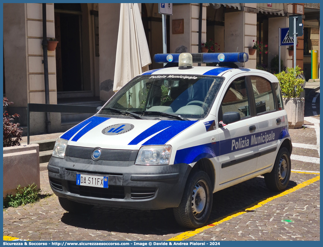 -
Polizia Municipale
Comune di Mercato Saraceno
Fiat Nuova Panda 4x4 I serie
Allestitore Ciabilli S.r.l.
Parole chiave: Polizia;Locale;Municipale;Mercato Saraceno;Fiat;Nuova Panda;4x4;4 x 4