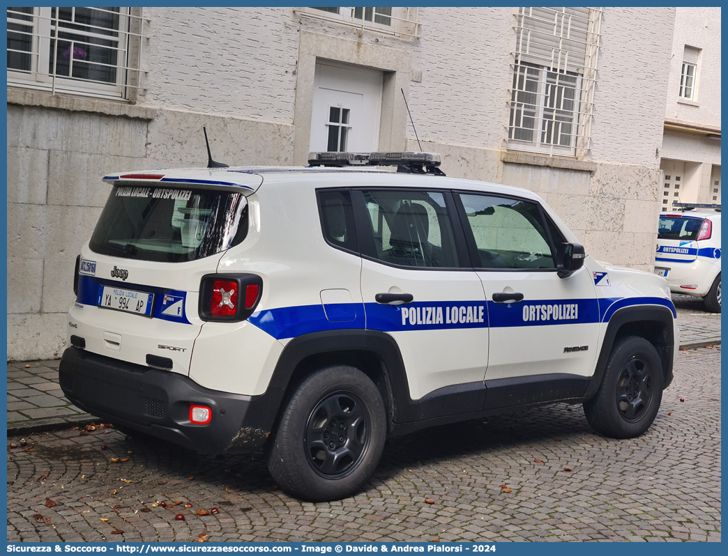 Polizia Locale YA994AP
Polizia Locale
Comune di Merano
Jeep Renegade I serie restyling
Allestitore Bertazzoni S.r.l.
Parole chiave: Polizia;Locale;Municipale;Merano;Meran;Jeep;Renegade;Bertazzoni;YA994AP;YA 994 AP