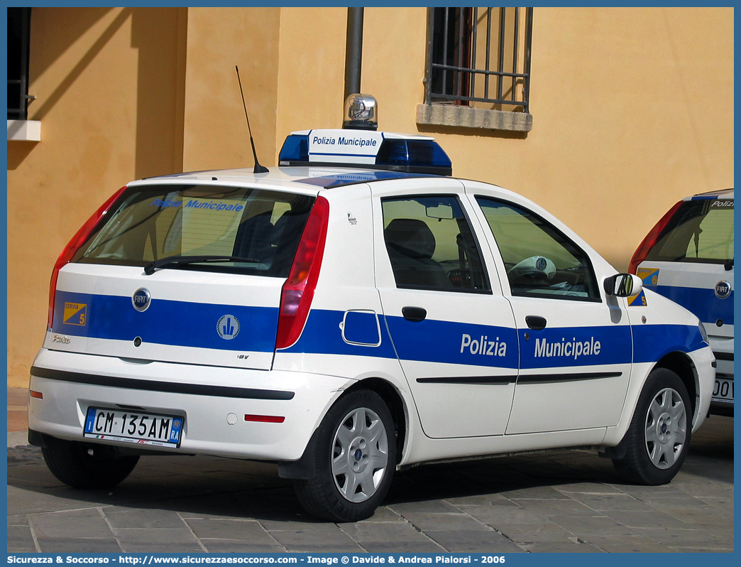 -
Polizia Municipale
Comune di Cervia
Fiat Punto III serie
Allestitore Focaccia Group S.r.l.
Parole chiave: Polizia;Locale;Municipale;Cervia;Fiat;Punto;Focaccia