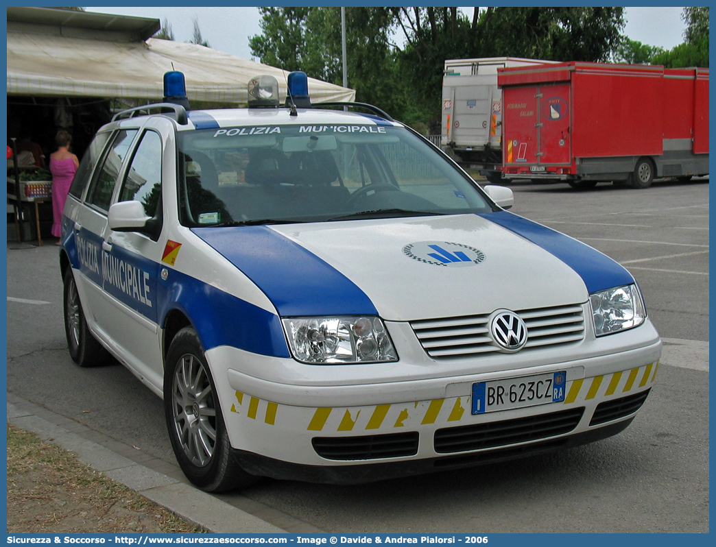 -
Polizia Municipale
Comune di Ravenna
Volkswagen Bora Variant
Parole chiave: Polizia;Locale;Municipale;Ravenna;Volkswagen;Bora;Variant;Station;Wagon;SW;S.W.