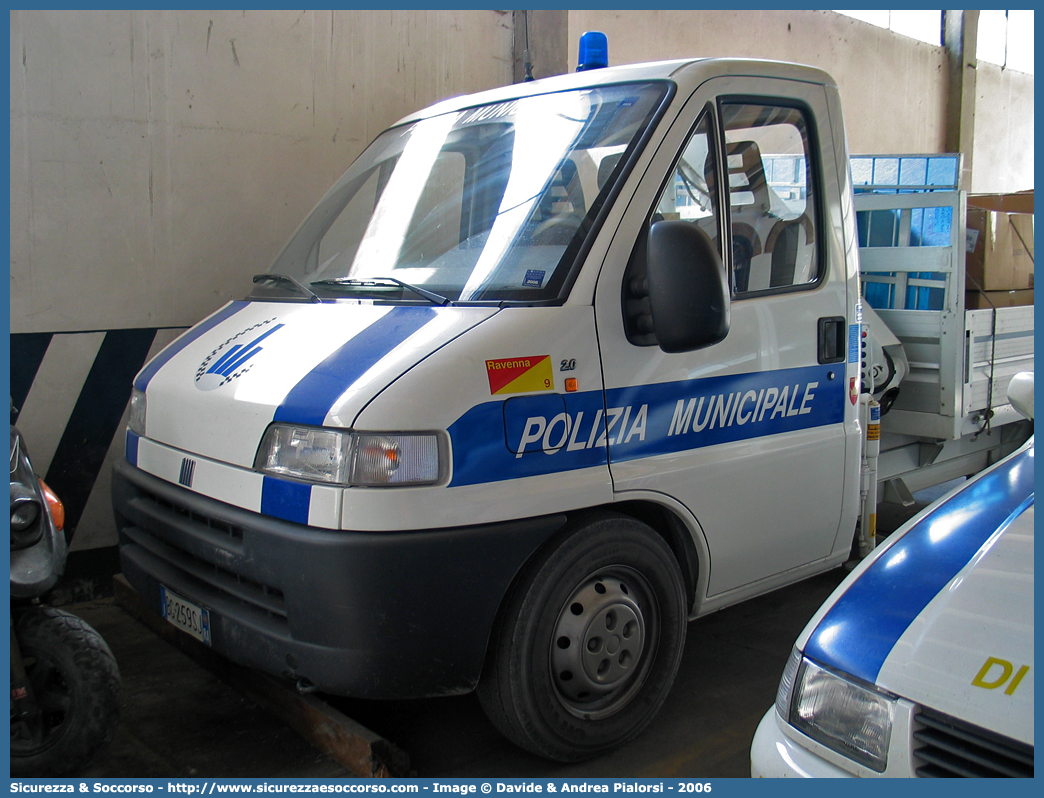 -
Polizia Municipale
Comune di Ravenna
Fiat Ducato II serie
Parole chiave: Polizia;Locale;Municipale;Ravenna;Fiat;Ducato