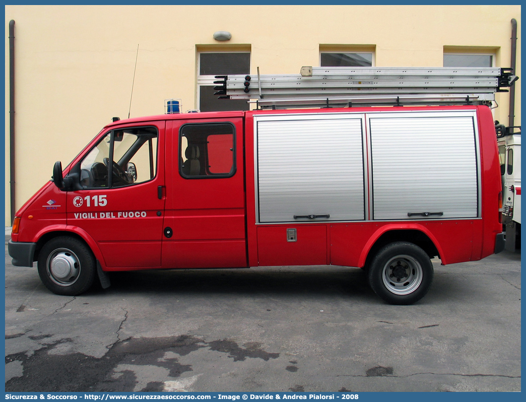 VF 19812
Corpo Nazionale Vigili del Fuoco
Ford Transit II serie II resyling
Allestitore BAI S.r.l.
Parole chiave: Corpo;Nazionale;Vigili del Fuoco;Vigili;Fuoco;Ford;Transit;BAI;B.A.I.;Polisoccorso