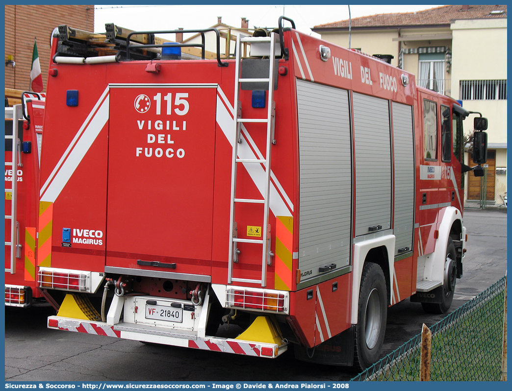 VF 21840
Corpo Nazionale Vigili del Fuoco
Iveco Magirus EuroTech 190E31
"Firetech"
Parole chiave: VVF;V.V.F.;Corpo;Nazionale;Vigili;del;Fuoco;AutoPompaSerbatoio;APS;A.P.S.;Iveco;Magirus;EuroTech;FireTech;190E31