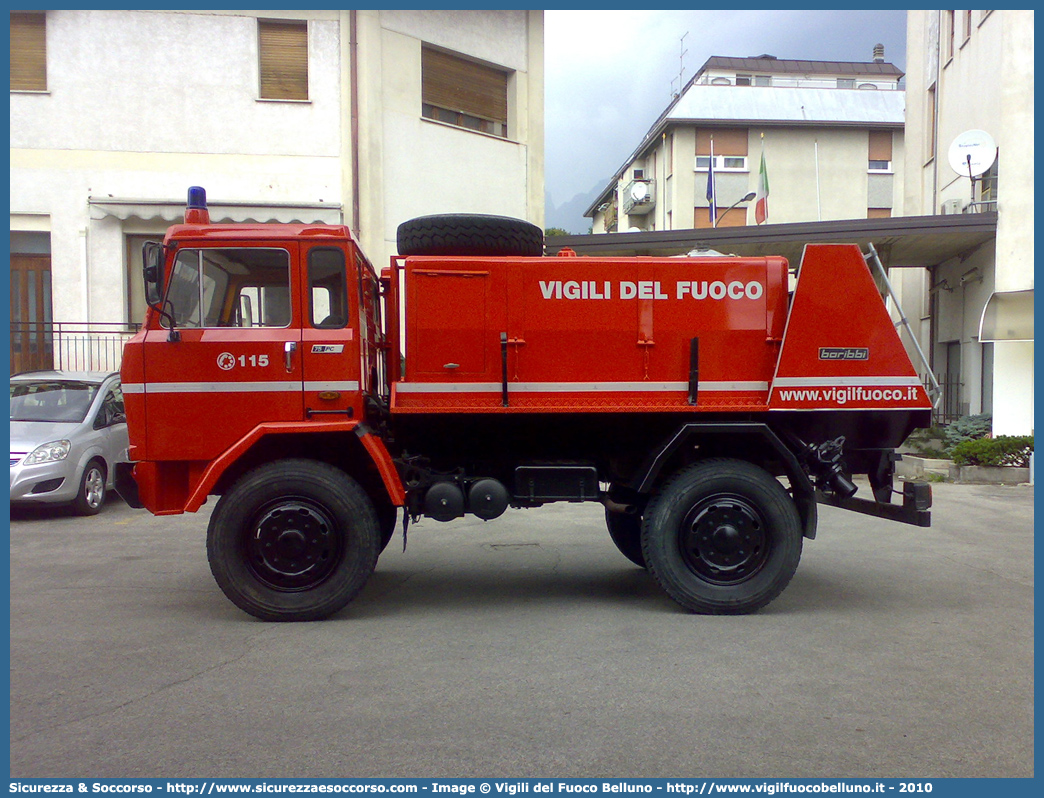 VF 25773
Corpo Nazionale Vigili del Fuoco
Iveco 75PC
Allestitore Baribbi S.p.A.
Parole chiave: Corpo;Nazionale;Vigili del Fuoco;Vigili;Fuoco;ABP;A.B.P.;AutoBottePompa;AutoBotte;Fiat;Iveco;75PC;75;PC;Baribbi;25773