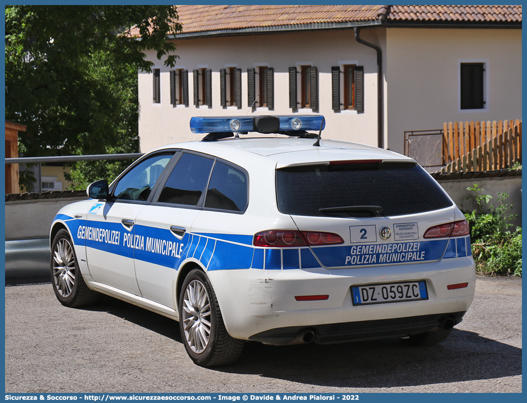 -
Polizia Municipale
Comune di Castelrotto
Alfa Romeo 159 Sportwagon
Allestitore MobilTec GmbH
Parole chiave: PL;PM;P.L.;P.M.;Polizia;Locale;Municipale;Castelrotto;Kastelruth;Alfa;Romeo;159;Sportwagon;Sport Wagon;SW;S.W.;MobilTech