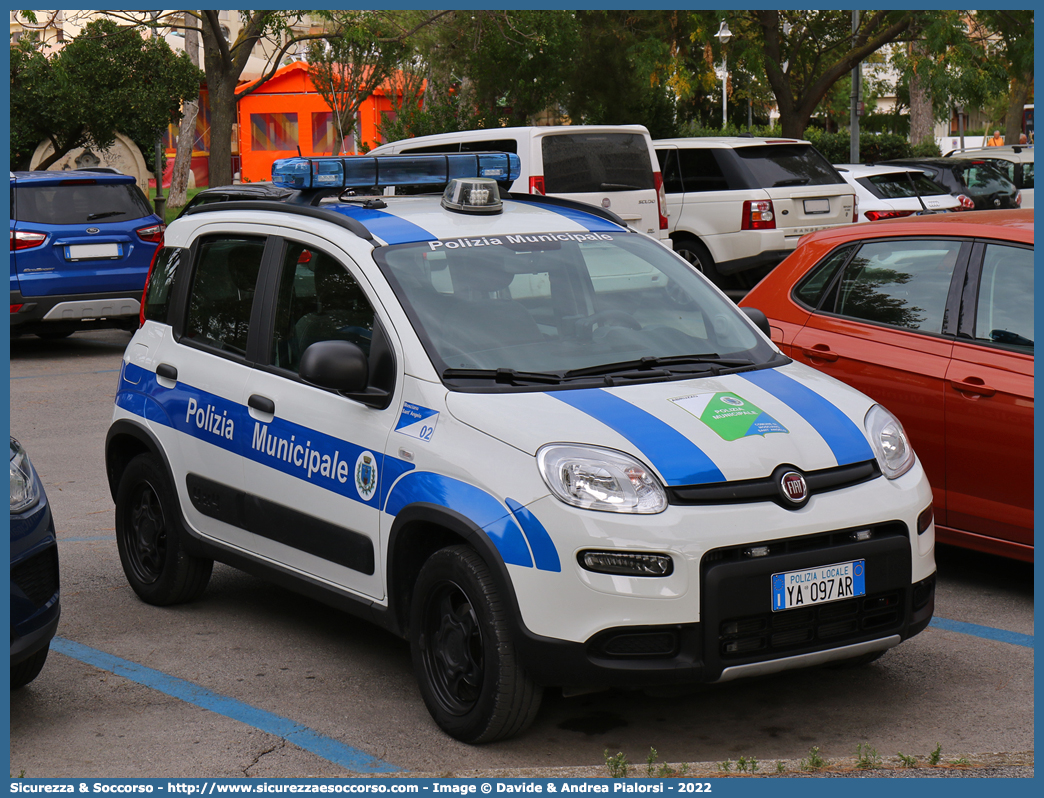 Polizia Locale YA097AR
Polizia Municipale
Comune di Mosciano Sant'Angelo
Fiat Nuova Panda 4x4 II serie
Allestitore Celiani S.a.s.
Parole chiave: Polizia;Locale;Municipale;Mosciano Sant Angelo;Mosciano Sant&#039;Angelo;Fiat;Nuova Panda;4x4;4 x 4;Celiani;YA097AR;YA 097 AR