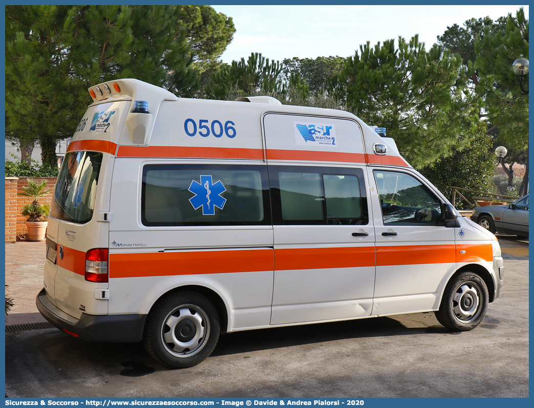 0506
118 Ancona Soccorso
ASUR Area Vasta 2
Fabriano - Jesi - Senigallia - Ancona
Volkswagen Transporter T5 restyling
Allestitore Mariani Fratelli S.r.l.
Parole chiave: 118;Pesaro;Soccorso;ASUR;A.S.U.R.;Azienda;Sanitaria;Unica;Regionale;Area;Vasta;2;Fabriano;Jesi;Senigallia;Ancona;Ambulanza;Autoambulanza;Volkswagen;Transporter;T5;T 5;Mariani;Fratelli