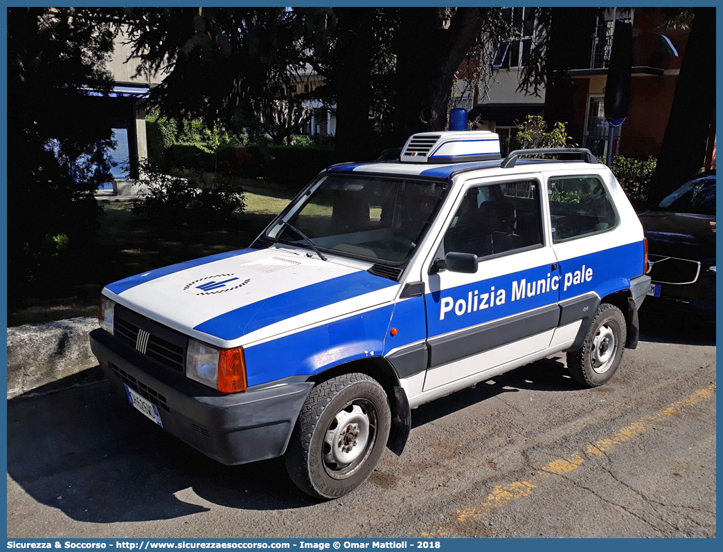 -
Polizia Municipale
Comune di Monzuno
Fiat Panda 4x4 II serie
Parole chiave: Polizia;Locale;Municipale;Monzuno;Fiat;Panda;4x4;4 x 4