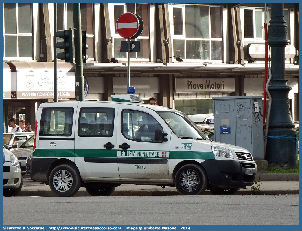 Polizia Locale YA538AC
Polizia Municipale
Comune di Torino
Fiat Doblò I serie restyling
Parole chiave: PL;P.L.;PM;P.M.;Polizia;Locale;Municipale;Torino;Fiat;Doblò;Doblo;YA538AC;YA 538 AC