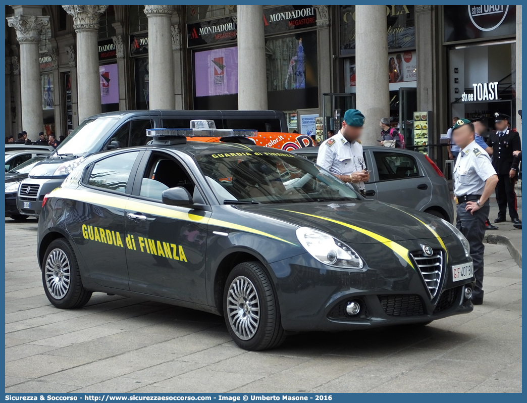 GdiF 407BK
Guardia di Finanza
Alfa Romeo Nuova Giulietta
I serie I restyling
(II fornitura)
Parole chiave: GdiF;GDF;GF;Guardia;Finanza;Alfa;Romeo;Nuova;Giulietta