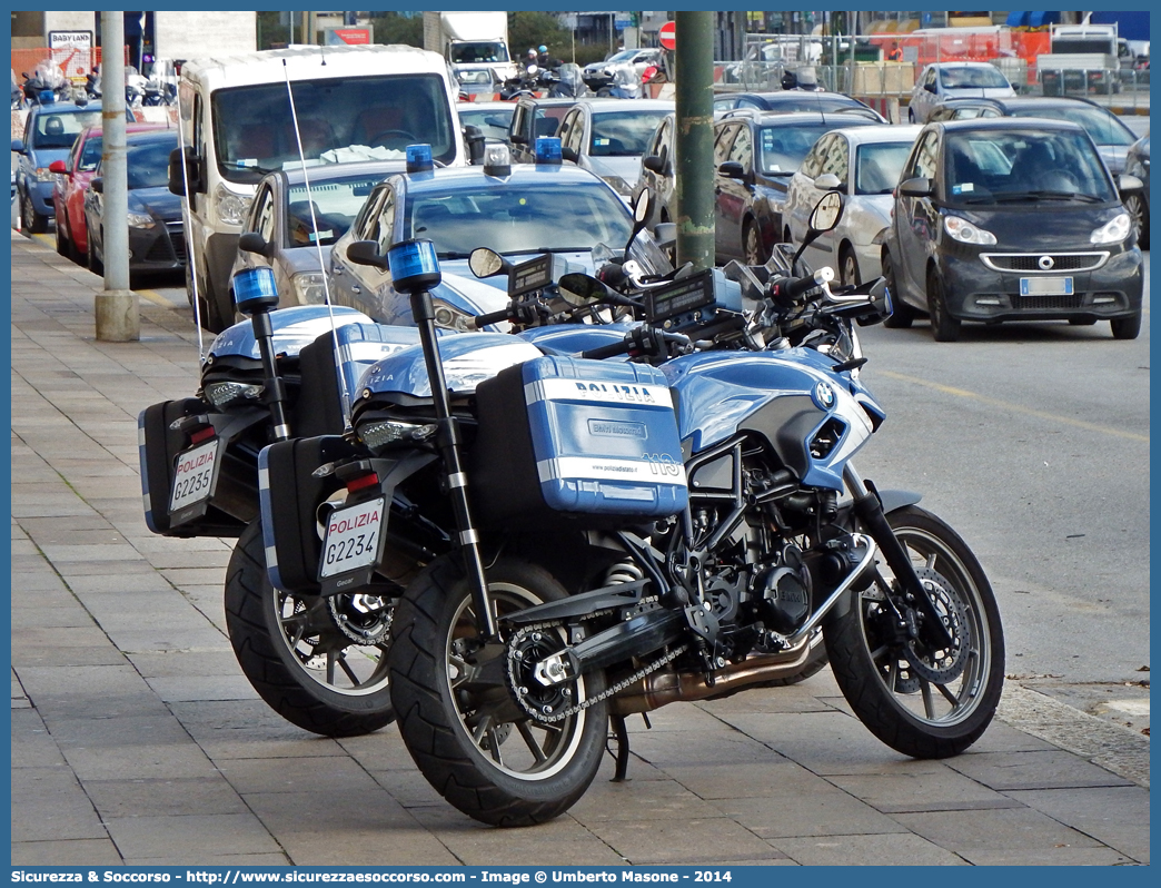 Polizia G2234 - Polizia G2235
Polizia di Stato
Squadra Volante
Bmw F700GS
Parole chiave: PS;P.S.;Polizia;di;Stato;Polizia;Pubblica;Sicurezza;Bmw;F700GS;F 700 GS;F700 GS;F 700GS