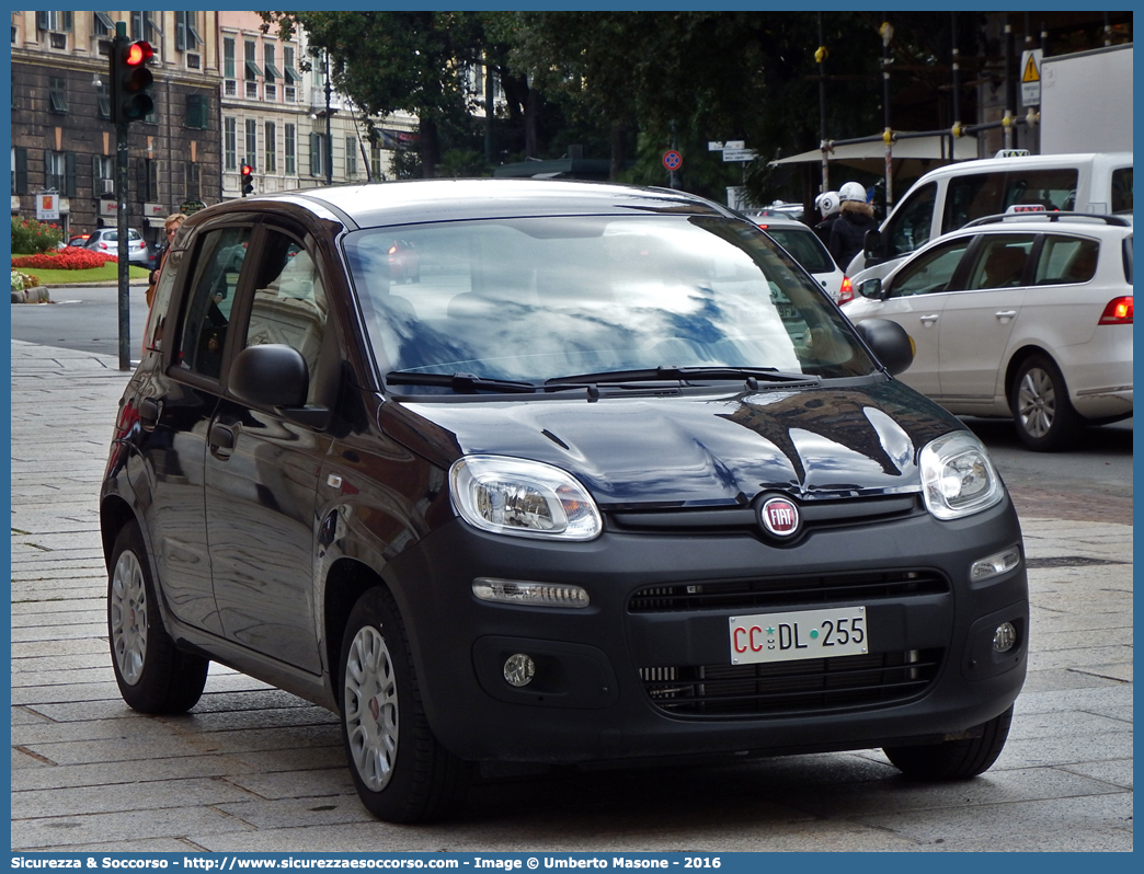 CC DL255
Arma dei Carabinieri
Fiat Nuova Panda II serie
Parole chiave: CC;C.C.;Arma;dei;Carabinieri;Fiat;Nuova;Panda