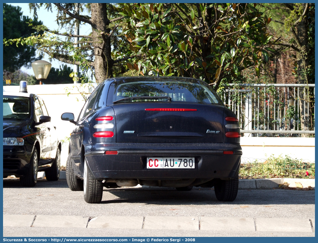 CC AU780
Arma dei Carabinieri
Fiat Brava
Parole chiave: CC;C.C.;Arma;dei;Carabinieri;Fiat;Brava