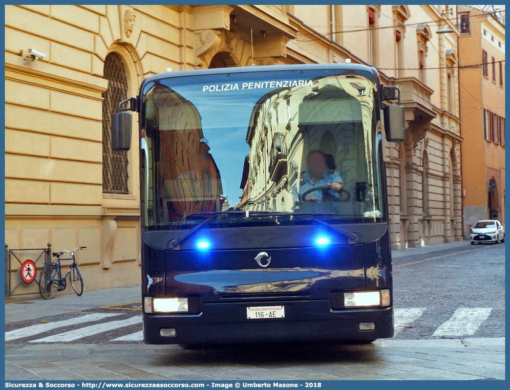 Polizia Penitenziaria 116AE
Polizia Penitenziaria
Irisbus Orlandi Myway
Parole chiave: PolPen;Pol.Pen.;AdiC;A.diC.;Agenti di Custodia;Polizia Penitenziaria;Irisbus;Orlandi;Myway;116AE