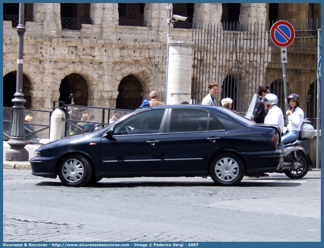 CC BS447
Arma dei Carabinieri
Fiat Marea
Parole chiave: CC;C.C.;Arma;dei;Carabinieri;Fiat;Marea