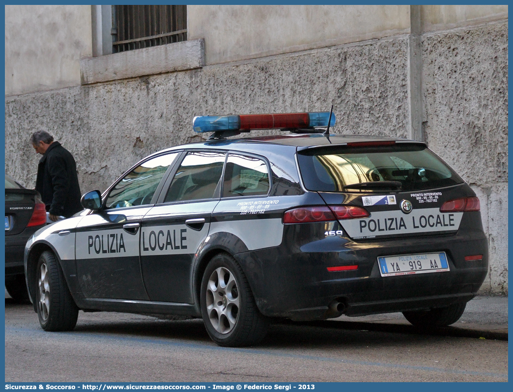 Polizia Locale YA919AA
Polizia Locale
Comune di Malo
Alfa Romeo 159 Sportwagon
Allestitore Ciabilli S.r.l.
Parole chiave: Polizia;Locale;Municipale;Malo;Alfa Romeo;159;Sportwagon;SW;S.W.;Ciabilli;YA919AA;YA 919 AA