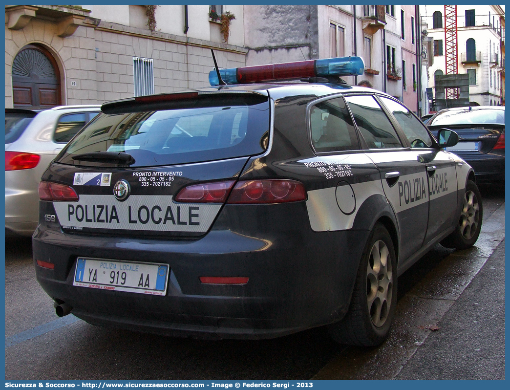 Polizia Locale YA919AA
Polizia Locale
Comune di Malo
Alfa Romeo 159 Sportwagon
Allestitore Ciabilli S.r.l.
Parole chiave: Polizia;Locale;Municipale;Malo;Alfa Romeo;159;Sportwagon;SW;S.W.;Ciabilli;YA919AA;YA 919 AA