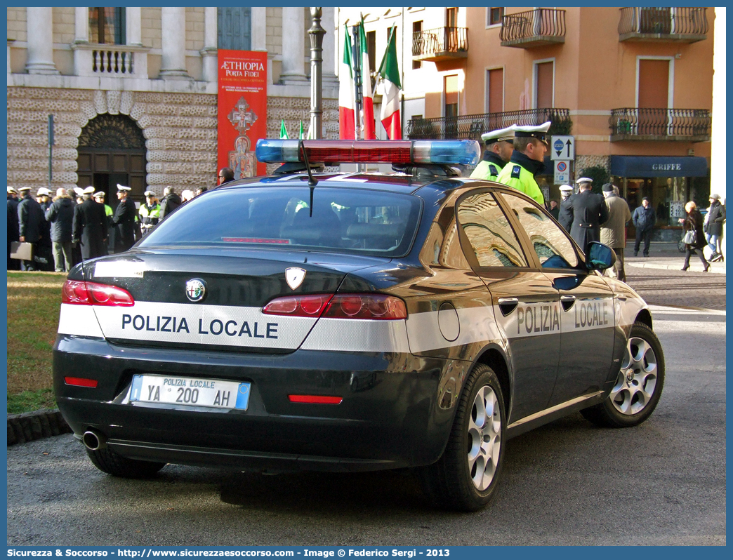 Polizia Locale YA200AH
Polizia Locale
Comune di Vicenza
Alfa Romeo 159
Parole chiave: Polizia;Locale;Municipale;Vicenza;Alfa Romeo;159;YA200AH;YA 200 AH