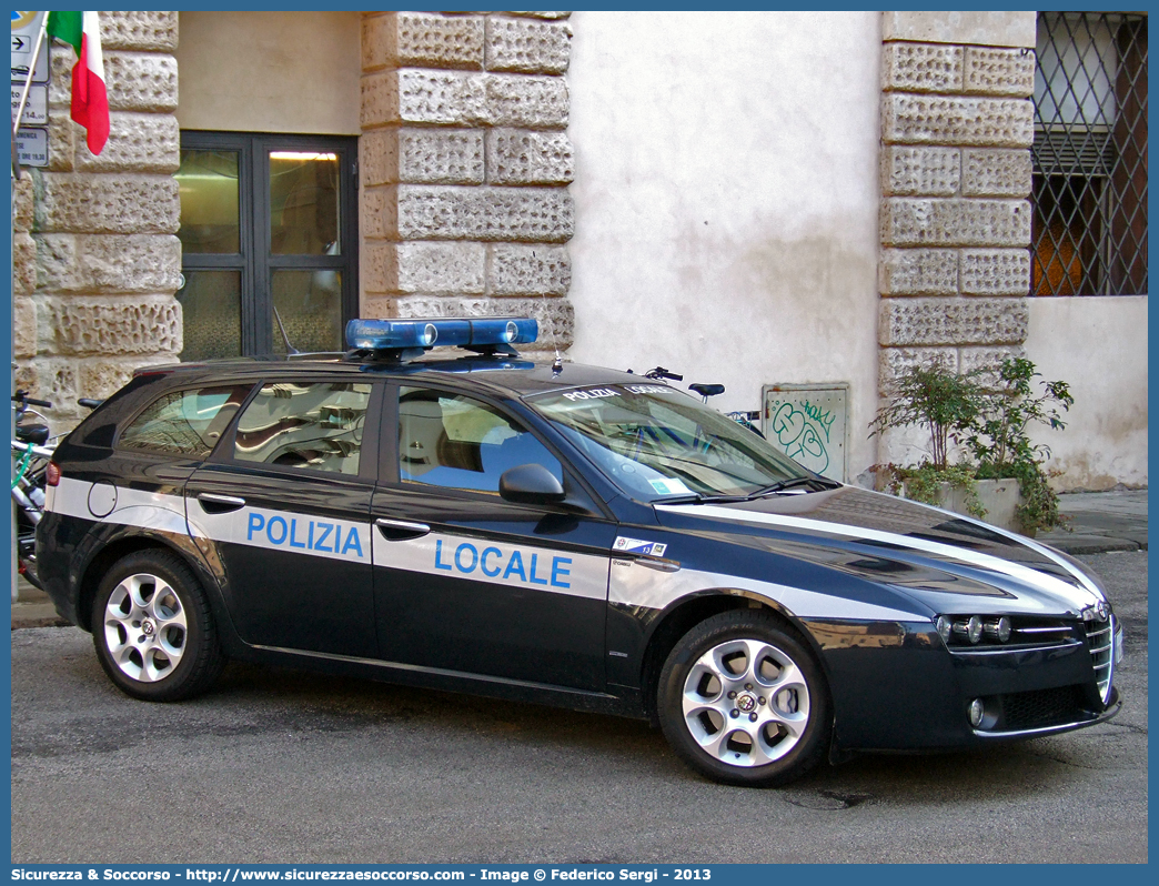 Polizia Locale YA009AH
Polizia Locale
Comune di Vicenza
Alfa Romeo 159 Sportwagon
Allestitore Ciabilli S.r.l.
Parole chiave: Polizia;Locale;Municipale;Vicenza;Alfa Romeo;159;Sportwagon;SW;S.W.;Ciabilli;YA009AH;YA 009 AH