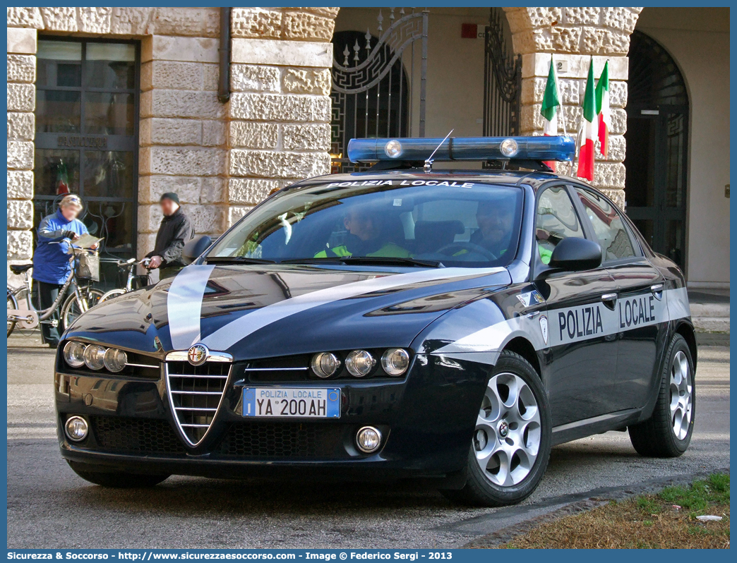 Polizia Locale YA200AH
Polizia Locale
Comune di Vicenza
Alfa Romeo 159
Parole chiave: Polizia;Locale;Municipale;Vicenza;Alfa Romeo;159;YA200AH;YA 200 AH