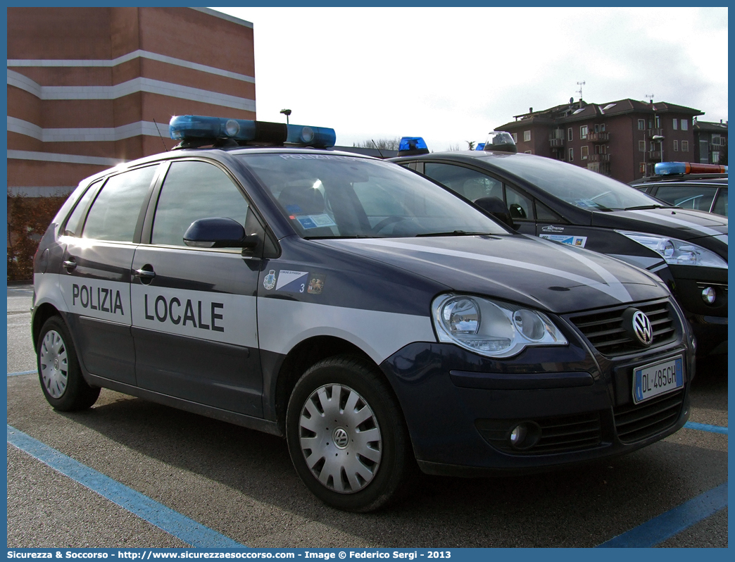 -
Polizia Locale
Comune di Pianiga
Volkswagen Polo IV serie
Allestitore Focaccia Group S.r.l.
Parole chiave: PL;P.L.;PM;P.M.;Polizia;Locale;Municipale;Pianiga;Volkswagen;Polo;Focaccia