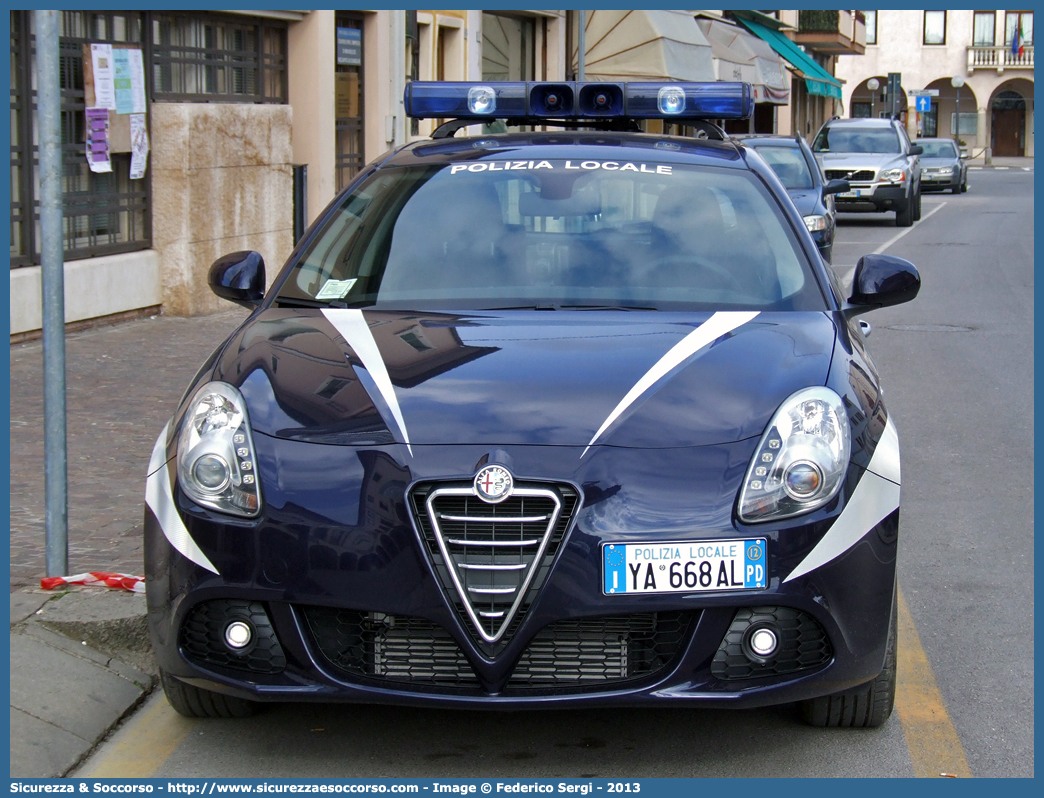 Polizia Locale YA668AL
Polizia Locale
Comune di Conselve
Alfa Romeo Nuova Giulietta
I serie
Allestitore Maritan S.r.l.
Parole chiave: PL;P.L.;PM;P.M.;Polizia;Municipale;Locale;Conselve;Alfa Romeo;Nuova Giulietta;Maritan;Alberto