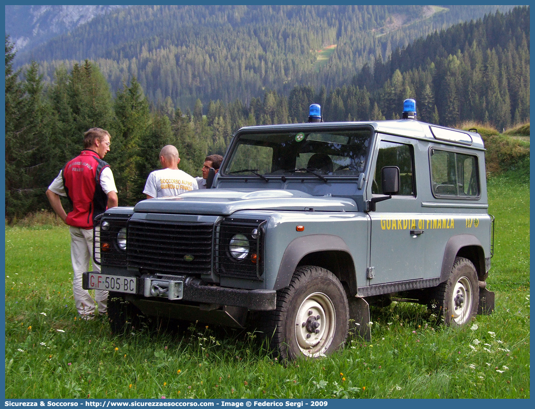 GdiF 505BC
Guardia di Finanza
S.A.G.F.
Land Rover Defender 90
Parole chiave: GdiF;G.D.F.;GDF;Guardia di Finanza;S.A.G.F.;SAGF;Soccorso Alpino;Land Rover;Defender 90;505BC