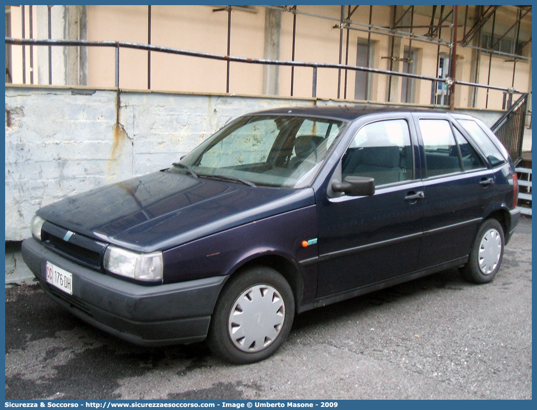 CC 176DH
Arma dei Carabinieri
Fiat Tipo II serie
Parole chiave: CC;C.C.;Arma;dei;Carabinieri;Fiat;Tipo